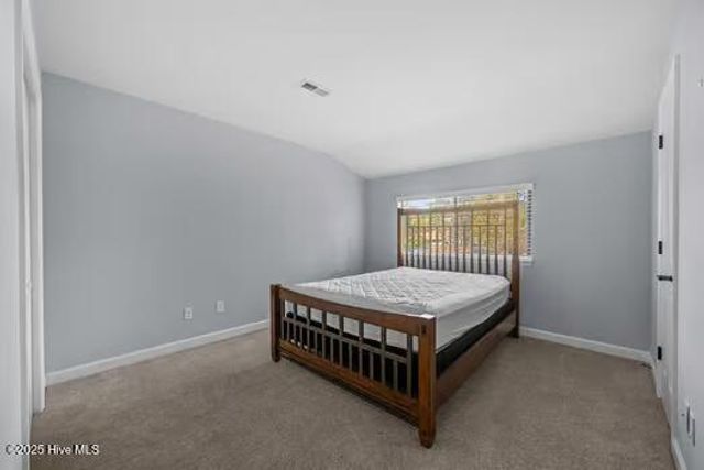 65 Quarterdeck Townes, New Bern, NC 28562