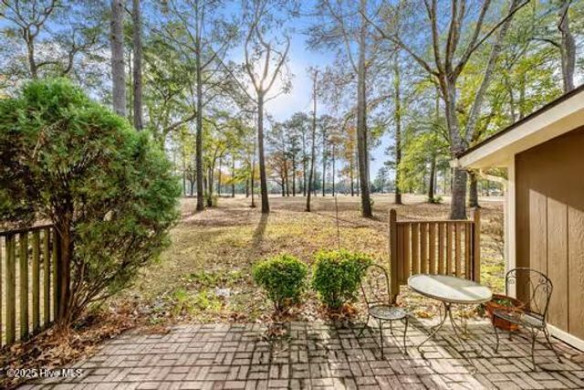 65 Quarterdeck Townes, New Bern, NC 28562