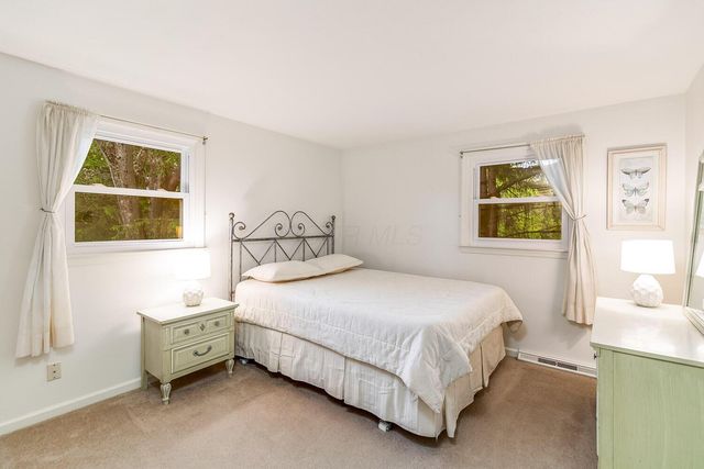 1420 Gambier Road, Mount Vernon, OH 43050
