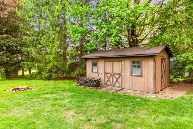 1420 Gambier Road, Mount Vernon, OH 43050