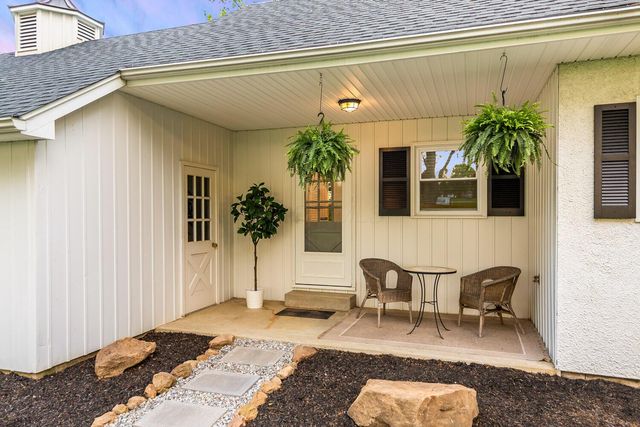 1420 Gambier Road, Mount Vernon, OH 43050