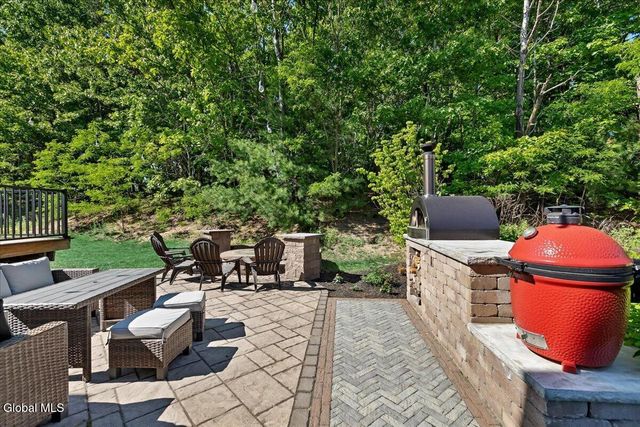 3 Tomaselli Court, Ballston Spa, NY 12020