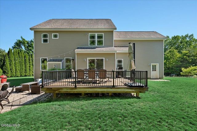 3 Tomaselli Court, Ballston Spa, NY 12020