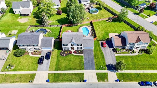 2235 Hunters Hollow Lane, Hamburg, NY 14085