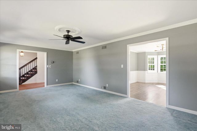 2242 SCOTLAND ROAD, Chambersburg, PA 17201