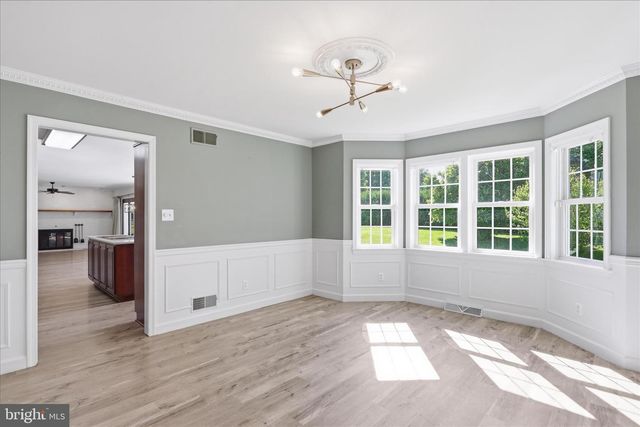 2242 SCOTLAND ROAD, Chambersburg, PA 17201