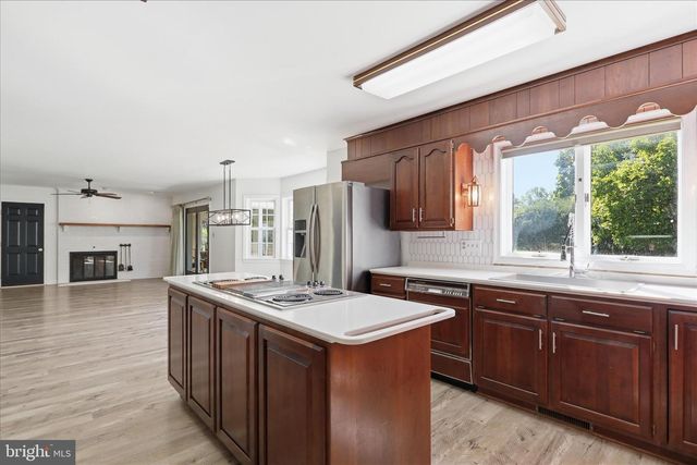 2242 SCOTLAND ROAD, Chambersburg, PA 17201