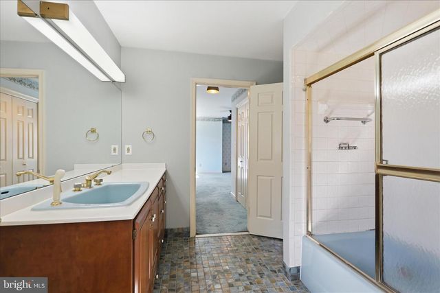 2242 SCOTLAND ROAD, Chambersburg, PA 17201