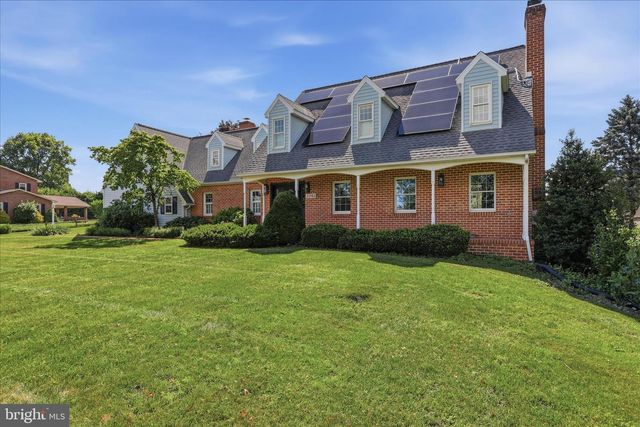 2242 SCOTLAND ROAD, Chambersburg, PA 17201