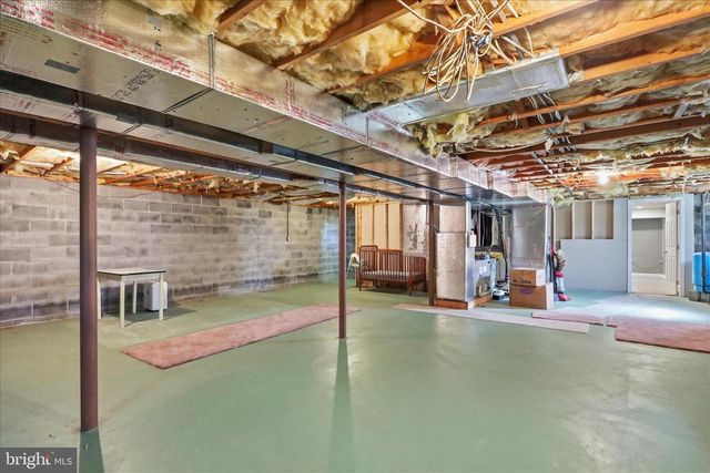 2242 SCOTLAND ROAD, Chambersburg, PA 17201