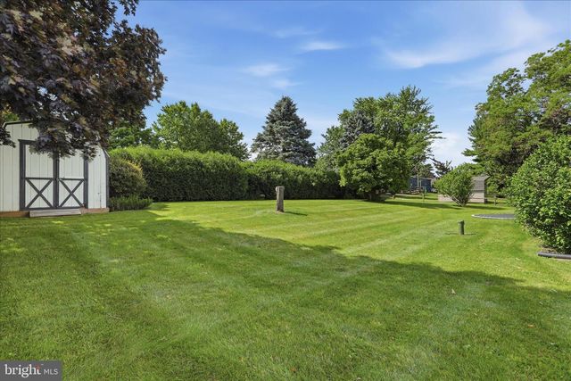 2242 SCOTLAND ROAD, Chambersburg, PA 17201