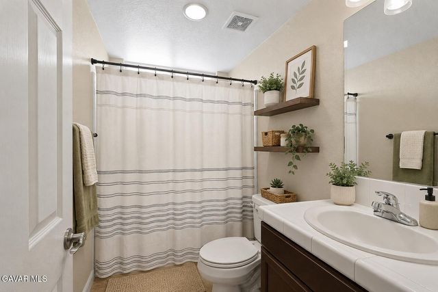 38577 Pallas Court 1, Palmdale, CA 93551