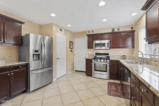 38577 Pallas Court 1, Palmdale, CA 93551