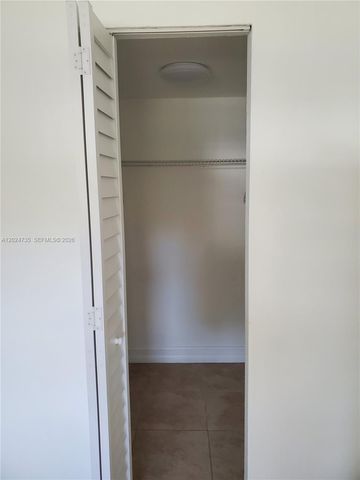 1300 Moffett St 106, Hallandale Beach, FL 33009