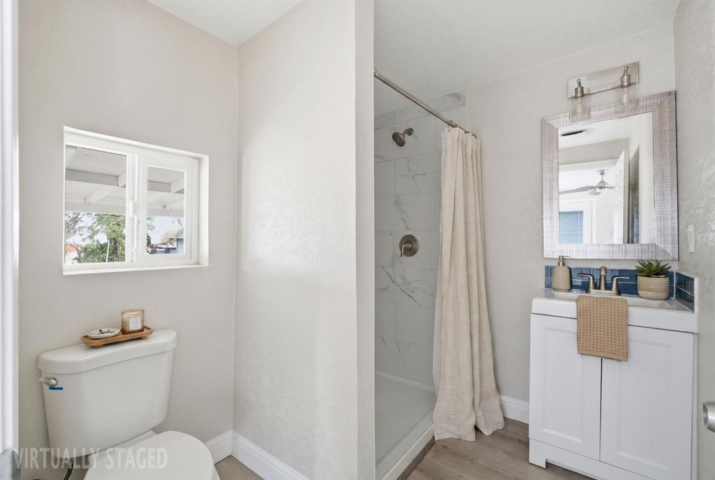 Image 12 of property listing at 19474 Avenue 22 1/2 # 2, Chowchilla, CA 93610