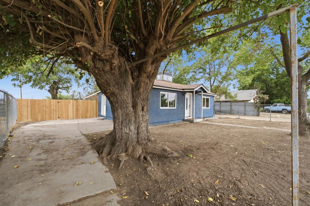 Image 25 of property listing at 19474 Avenue 22 1/2 # 2, Chowchilla, CA 93610