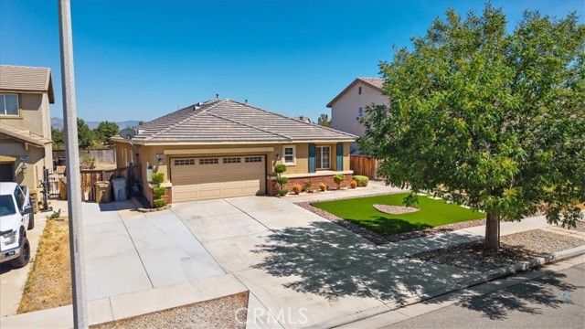 13849 Jackson Street, Oak Hills, CA 92344