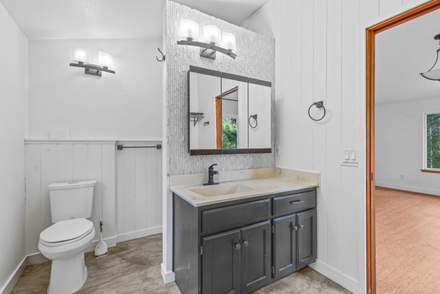 486 Tunnel Creek Road, Grants Pass, OR 97526