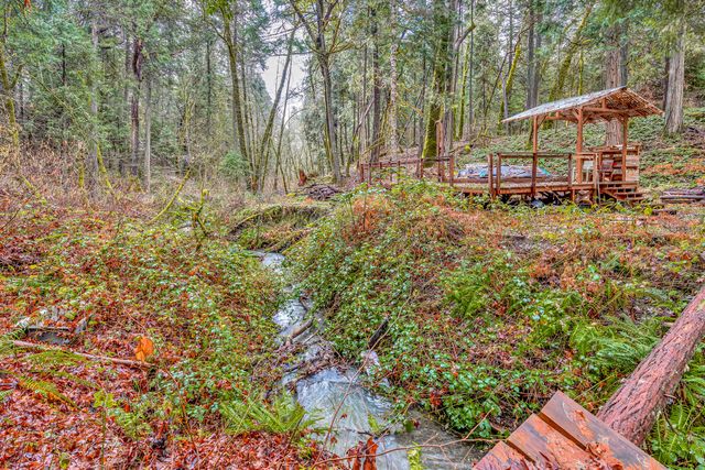 486 Tunnel Creek Road, Grants Pass, OR 97526