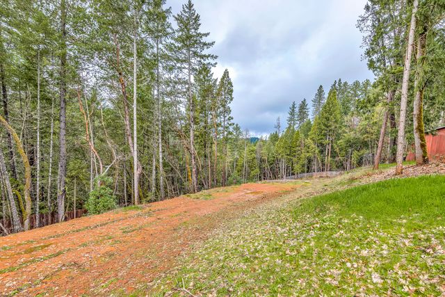 486 Tunnel Creek Road, Grants Pass, OR 97526