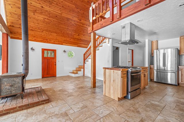 486 Tunnel Creek Road, Grants Pass, OR 97526