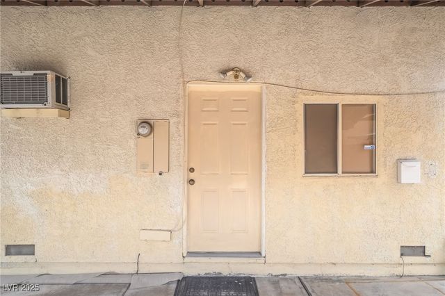 4844 Treetrunk Avenue, Las Vegas, NV 89147