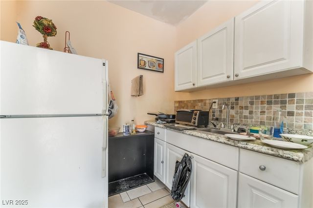 4844 Treetrunk Avenue, Las Vegas, NV 89147