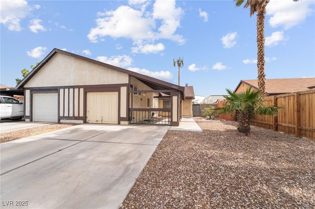 4844 Treetrunk Avenue, Las Vegas, NV 89147