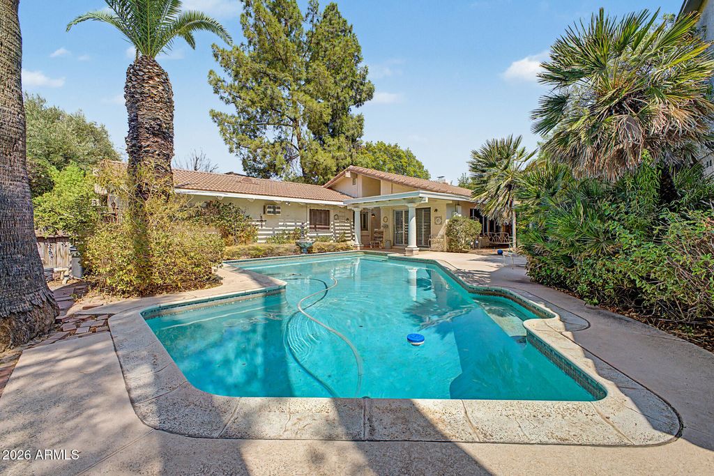 1518 E NORTHSHORE Drive, Tempe, AZ 85283 — exterior
