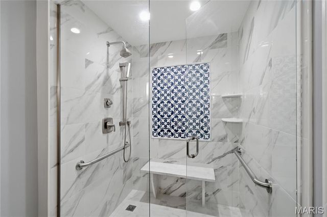710 S Hanley Road 10B, Clayton, MO 63105