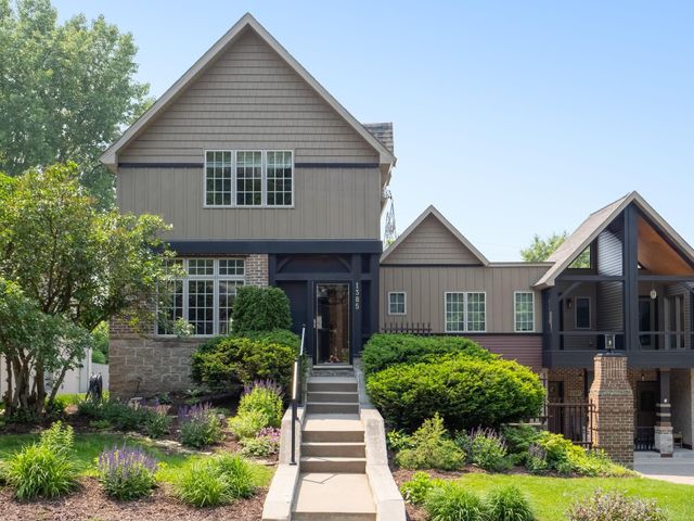 1385 Eustis Street C, Saint Paul, MN 55108