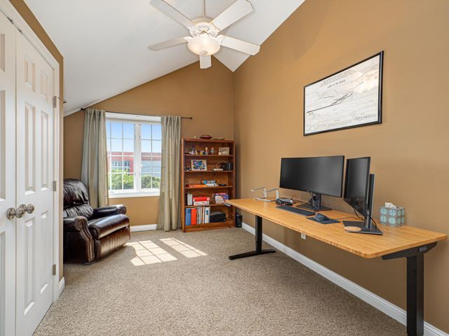 1385 Eustis Street C, Saint Paul, MN 55108