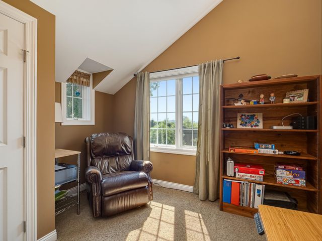 1385 Eustis Street C, Saint Paul, MN 55108