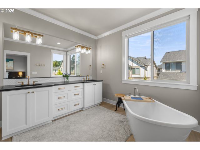 12103 Nw MILLFORD St, Portland, OR 97229