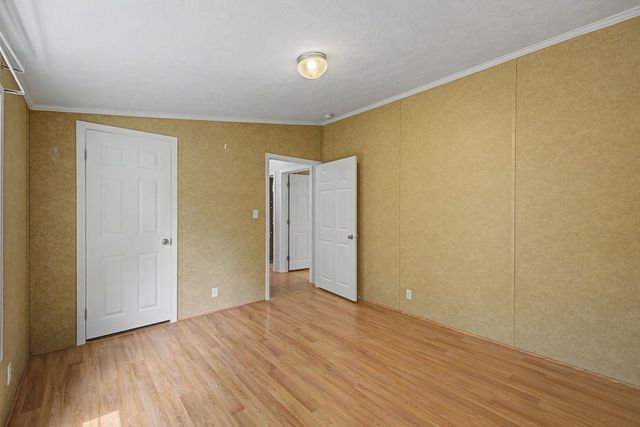 2 Tamarack Place, Londonderry, NH 03038