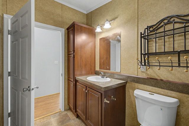 2 Tamarack Place, Londonderry, NH 03038