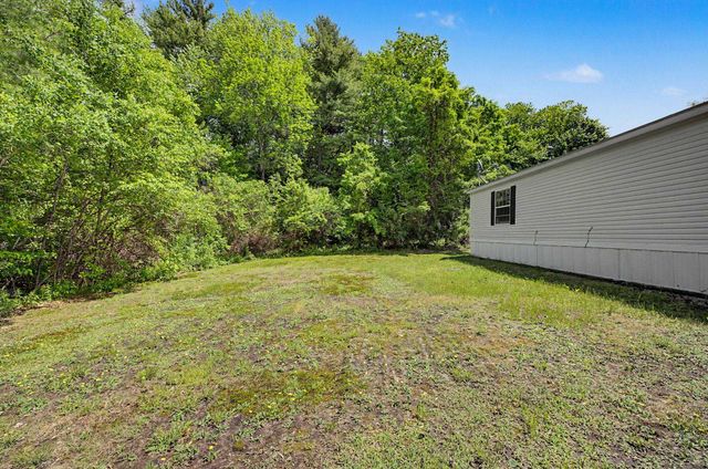 2 Tamarack Place, Londonderry, NH 03038