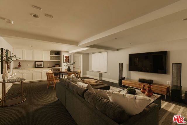 436 Loring Avenue, Los Angeles, CA 90024