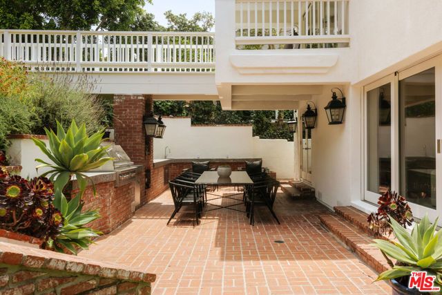 436 Loring Avenue, Los Angeles, CA 90024