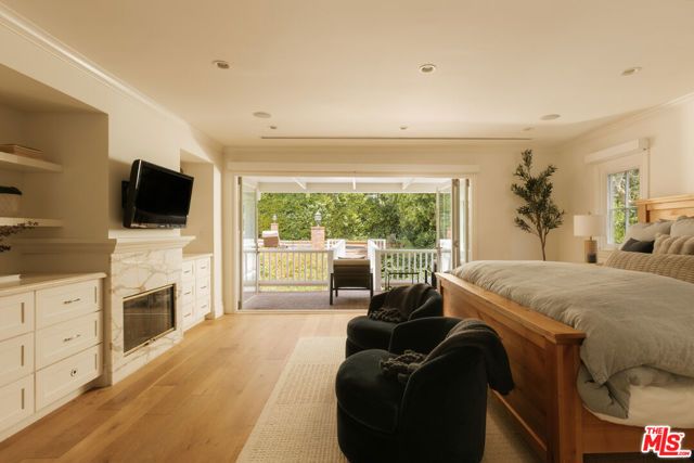 436 Loring Avenue, Los Angeles, CA 90024