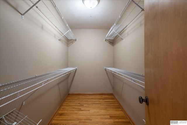 1524 Skyline Drive, Lincoln, NE 68506