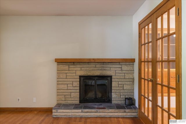 1524 Skyline Drive, Lincoln, NE 68506