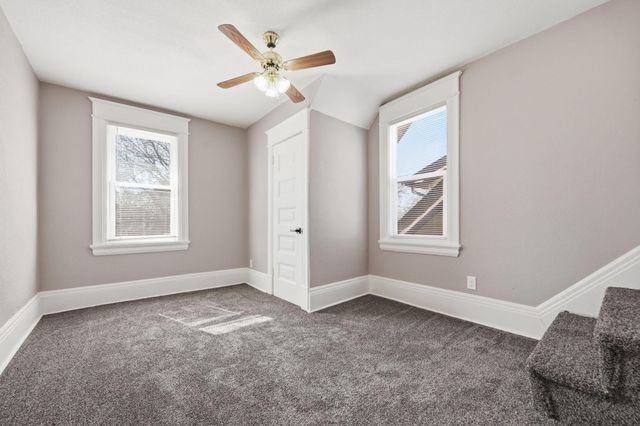 363 Geranium Avenue E, Saint Paul, MN 55130