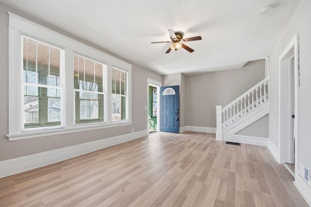 363 Geranium Avenue E, Saint Paul, MN 55130