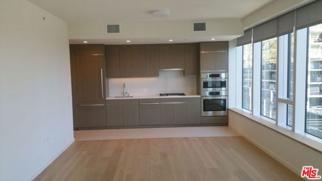 889 Francisco Street 2503, Los Angeles, CA 90017