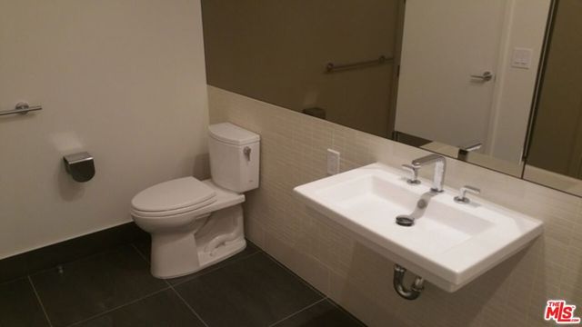 889 Francisco Street 2503, Los Angeles, CA 90017