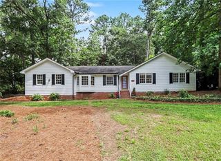 4647 Nantucket Drive SW, Lilburn, GA 30047