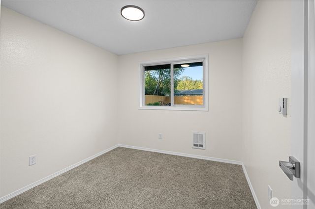 14319 127th Avenue E, Puyallup, WA 98374