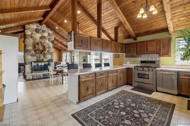 75095 Mackey Road, Richmond, MI 48062