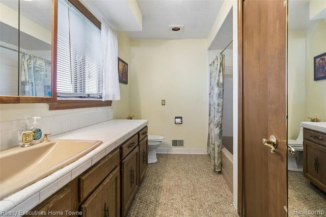 75095 Mackey Road, Richmond, MI 48062